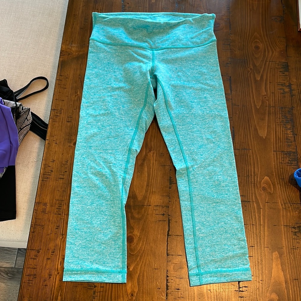 Lululemon capris